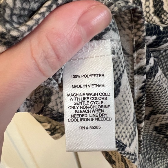 Express Snake Print Blouse  Size:S - Picture 4 of 4